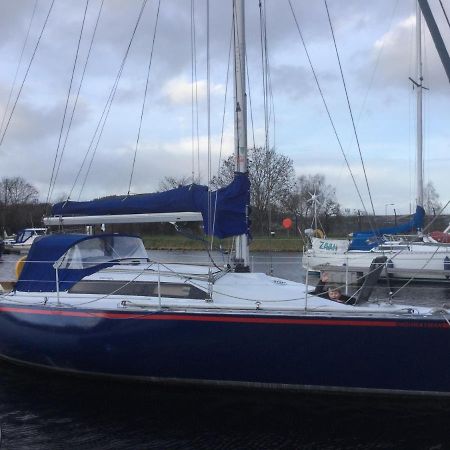 Yacht Highwayman Hotel South Kessock Exterior photo
